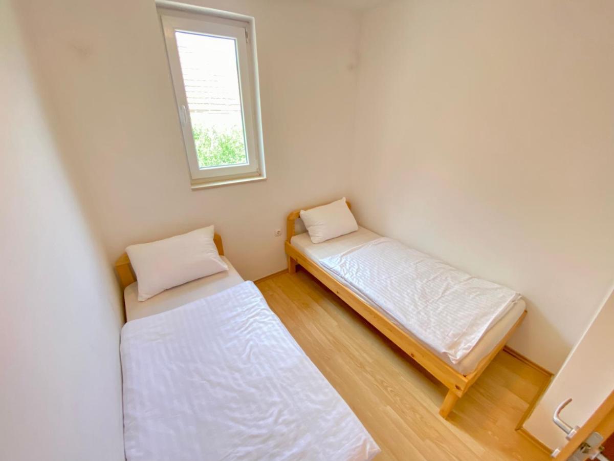 Guest House Ivano Mostar Exterior photo